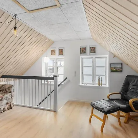 Ae217-Marstal-Marstalsvejen-15 Feriehus *